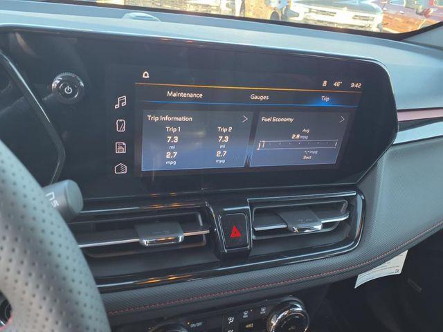 new 2025 Chevrolet TrailBlazer car, priced at $29,495