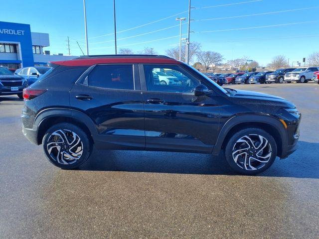 new 2025 Chevrolet TrailBlazer car, priced at $29,495