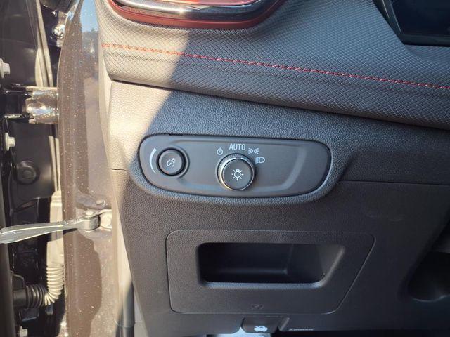 new 2025 Chevrolet TrailBlazer car, priced at $29,495