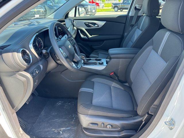 new 2025 Chevrolet Blazer car, priced at $32,995