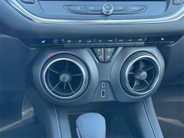 new 2025 Chevrolet Blazer car, priced at $33,395