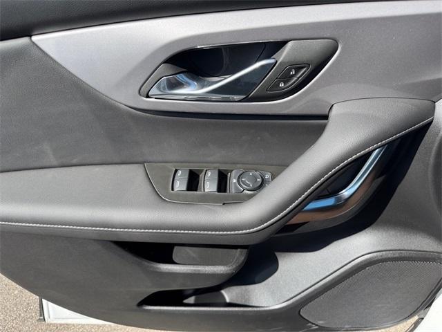 new 2025 Chevrolet Blazer car, priced at $33,395