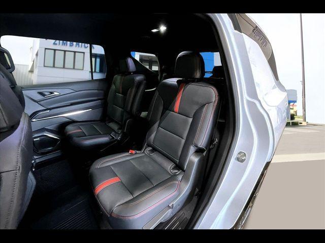 new 2026 Chevrolet Traverse car, priced at $57,376