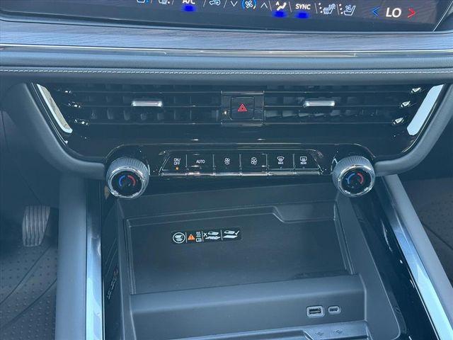 new 2025 Chevrolet Tahoe car, priced at $74,660