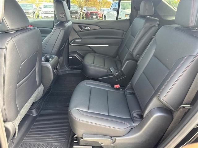 new 2026 Chevrolet Traverse car, priced at $55,561