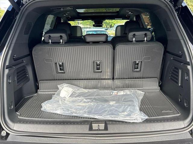 new 2026 Chevrolet Traverse car, priced at $54,979