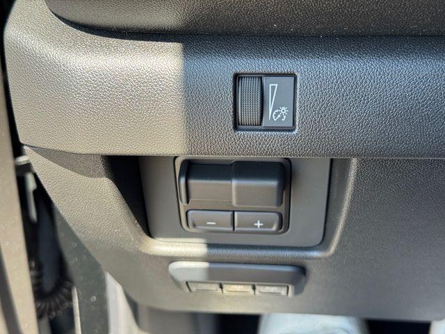 new 2025 Chevrolet Colorado car, priced at $44,195