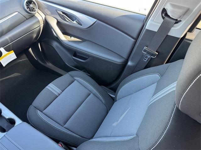 new 2025 Chevrolet Blazer car, priced at $33,395