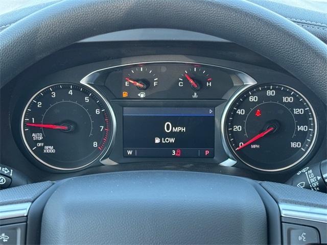 new 2025 Chevrolet Blazer car, priced at $33,395