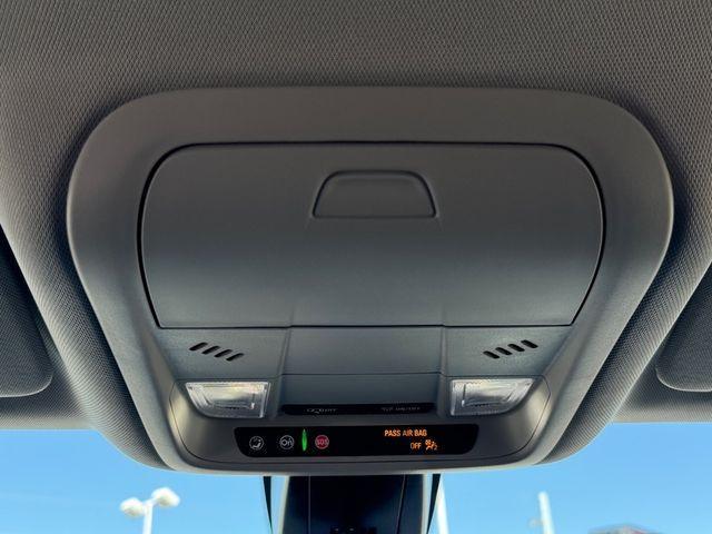 new 2025 Chevrolet Blazer car, priced at $32,895