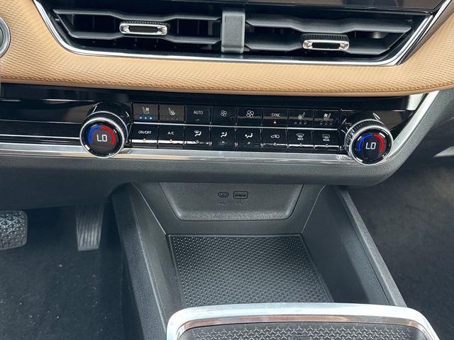 new 2025 Chevrolet Equinox car, priced at $32,495