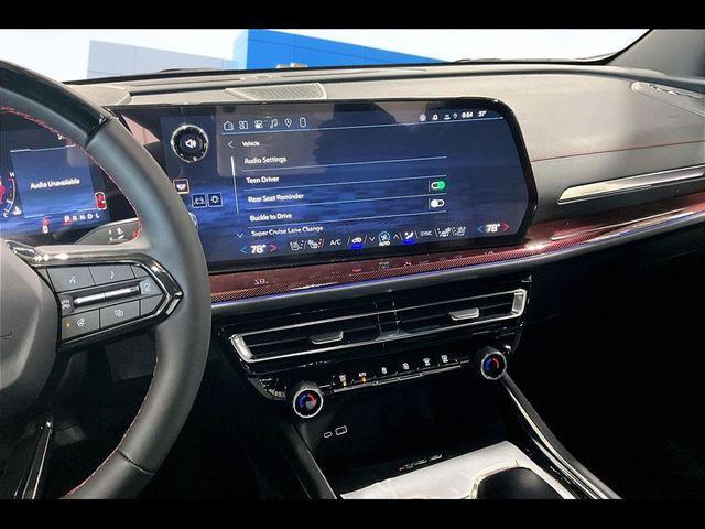 new 2026 Chevrolet Traverse car, priced at $56,435