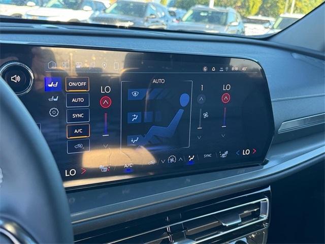 new 2026 Chevrolet Traverse car, priced at $46,469