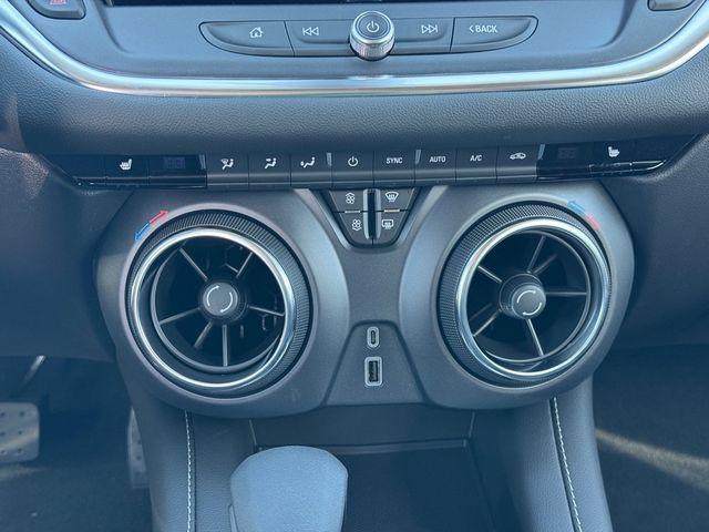 new 2025 Chevrolet Blazer car, priced at $33,895