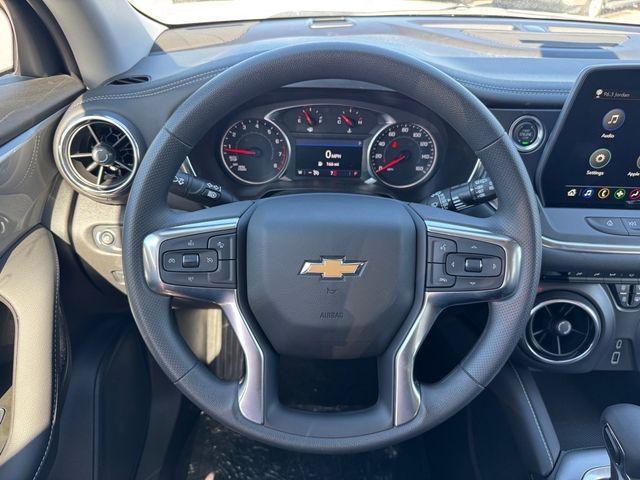 new 2025 Chevrolet Blazer car, priced at $33,895