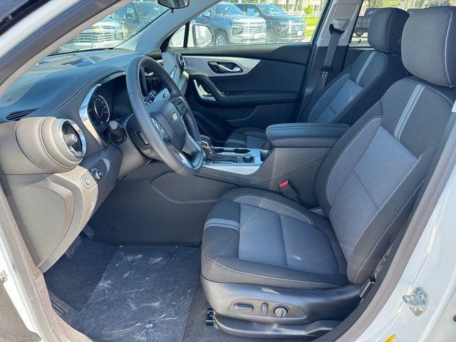 new 2025 Chevrolet Blazer car, priced at $33,895