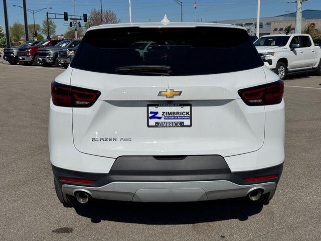 new 2025 Chevrolet Blazer car, priced at $33,895