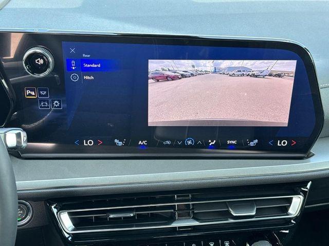 new 2025 Chevrolet Traverse car, priced at $43,820