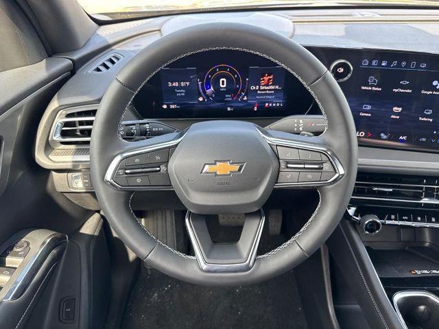 new 2025 Chevrolet Traverse car, priced at $43,820