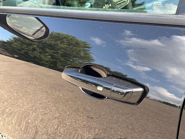 new 2025 Chevrolet Traverse car, priced at $43,820