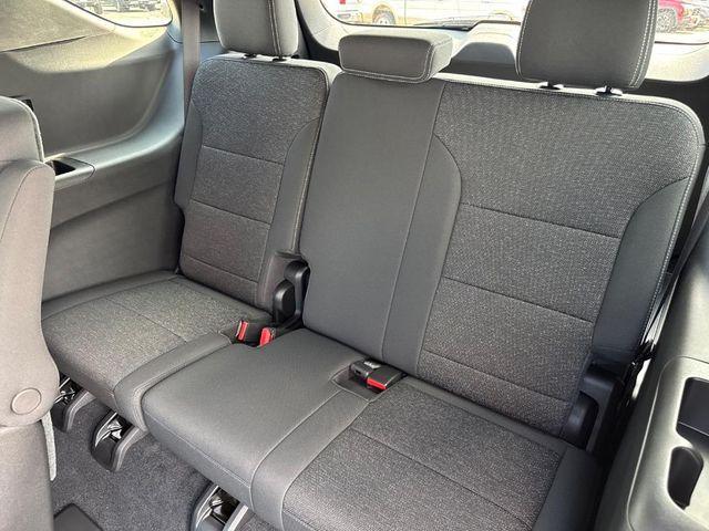 new 2025 Chevrolet Traverse car, priced at $43,820