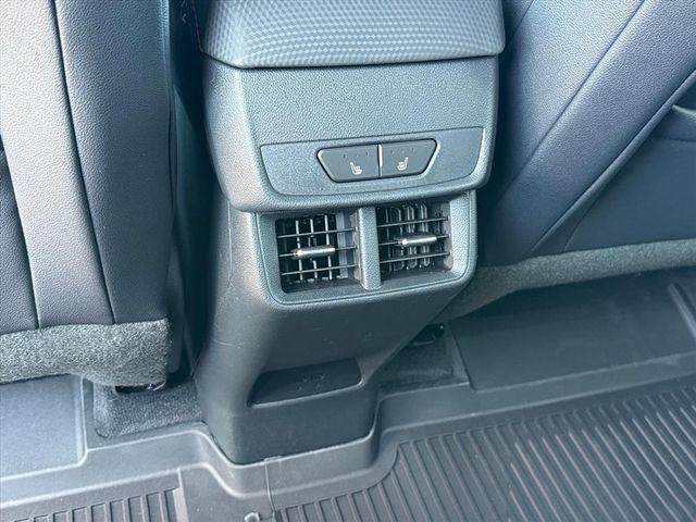 new 2026 Chevrolet Equinox car, priced at $36,594