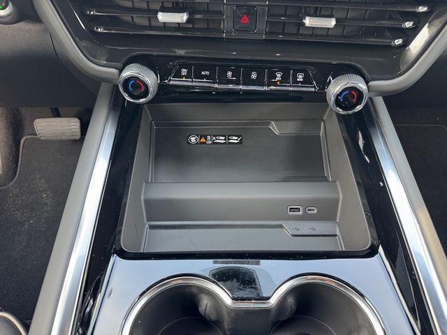 used 2025 Chevrolet Suburban car, priced at $73,999