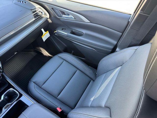 new 2026 Chevrolet Traverse car, priced at $47,368