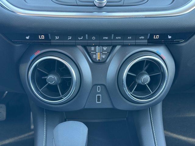 new 2025 Chevrolet Blazer car, priced at $32,395