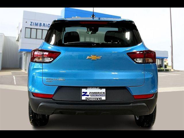 new 2026 Chevrolet TrailBlazer car, priced at $25,747