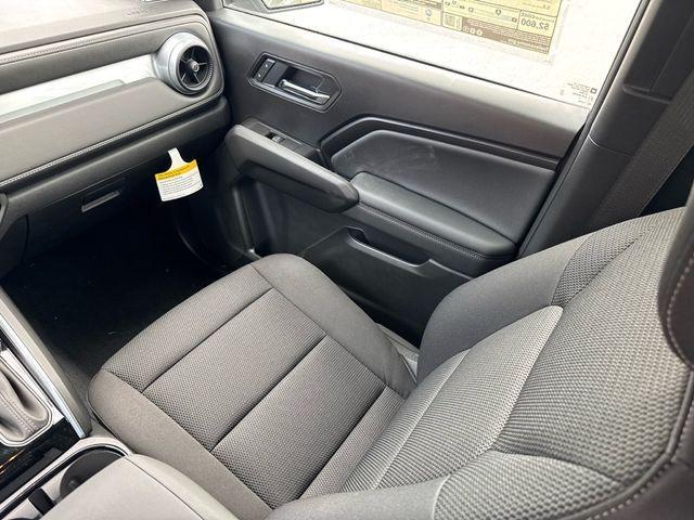 new 2025 Chevrolet Colorado car, priced at $33,495