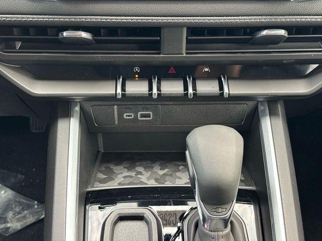 new 2025 Chevrolet Colorado car, priced at $33,495