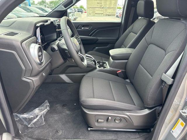 new 2025 Chevrolet Colorado car, priced at $33,495