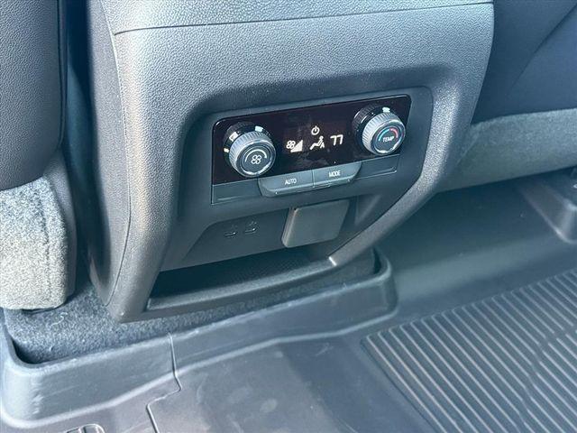 new 2026 Chevrolet Traverse car, priced at $48,285