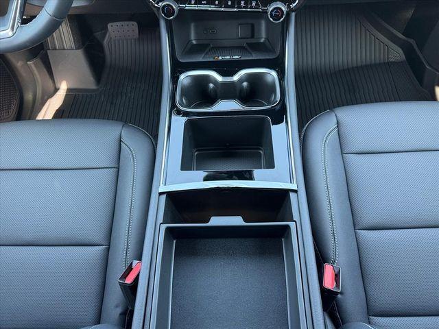 new 2026 Chevrolet Traverse car, priced at $48,285