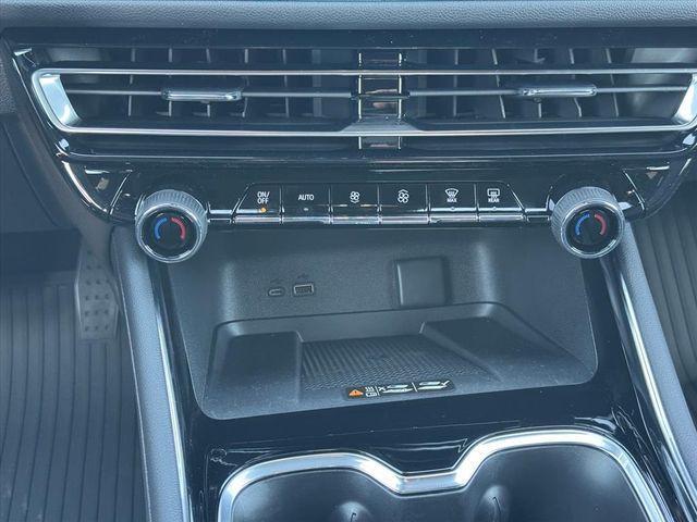 new 2026 Chevrolet Traverse car, priced at $48,285