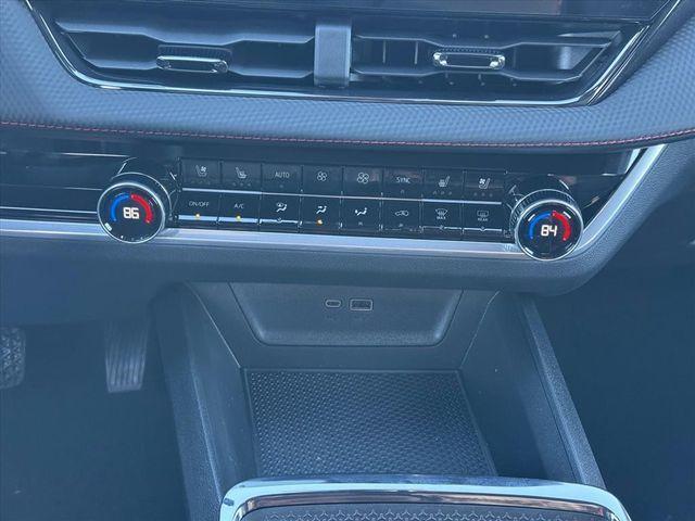 new 2026 Chevrolet Equinox car, priced at $36,257