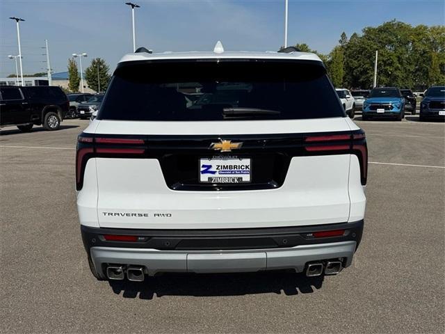 new 2026 Chevrolet Traverse car, priced at $45,451