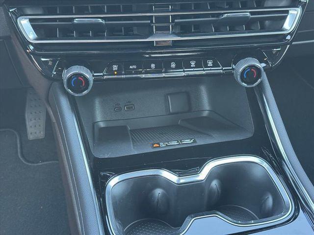 new 2026 Chevrolet Traverse car, priced at $44,741