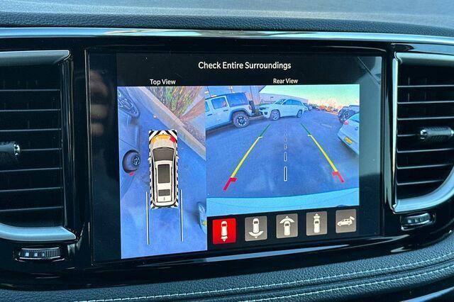new 2025 Chrysler Pacifica Hybrid car, priced at $54,030