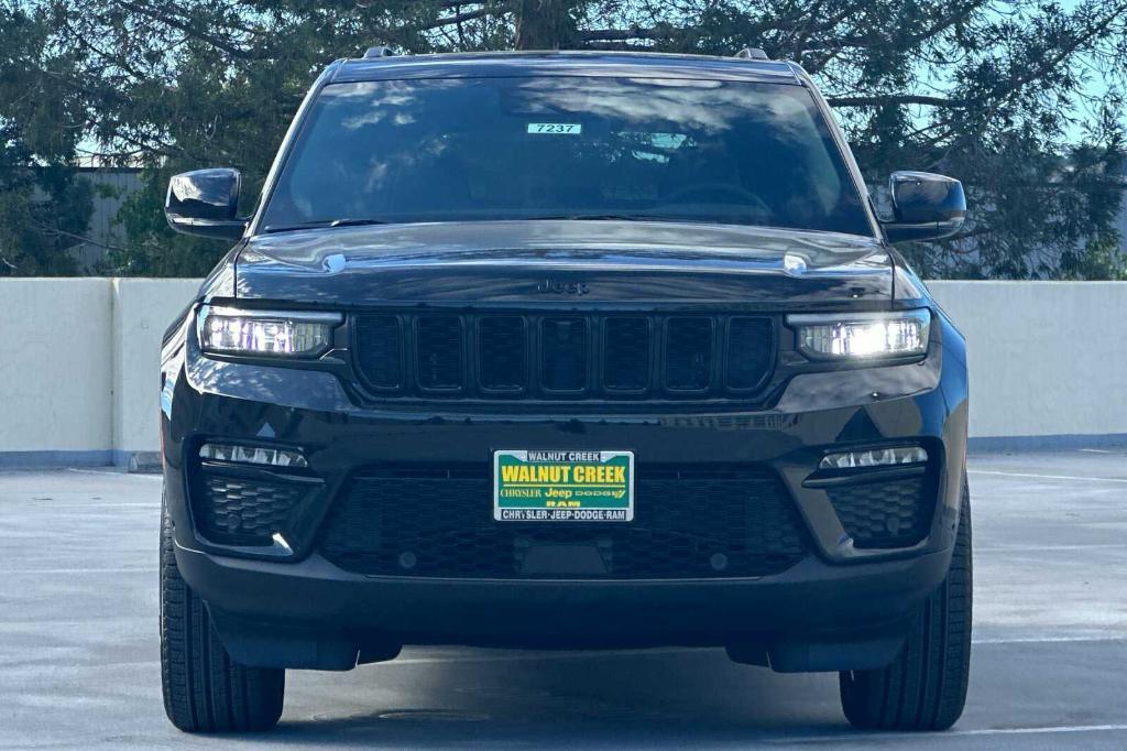 new 2025 Jeep Grand Cherokee car, priced at $56,455