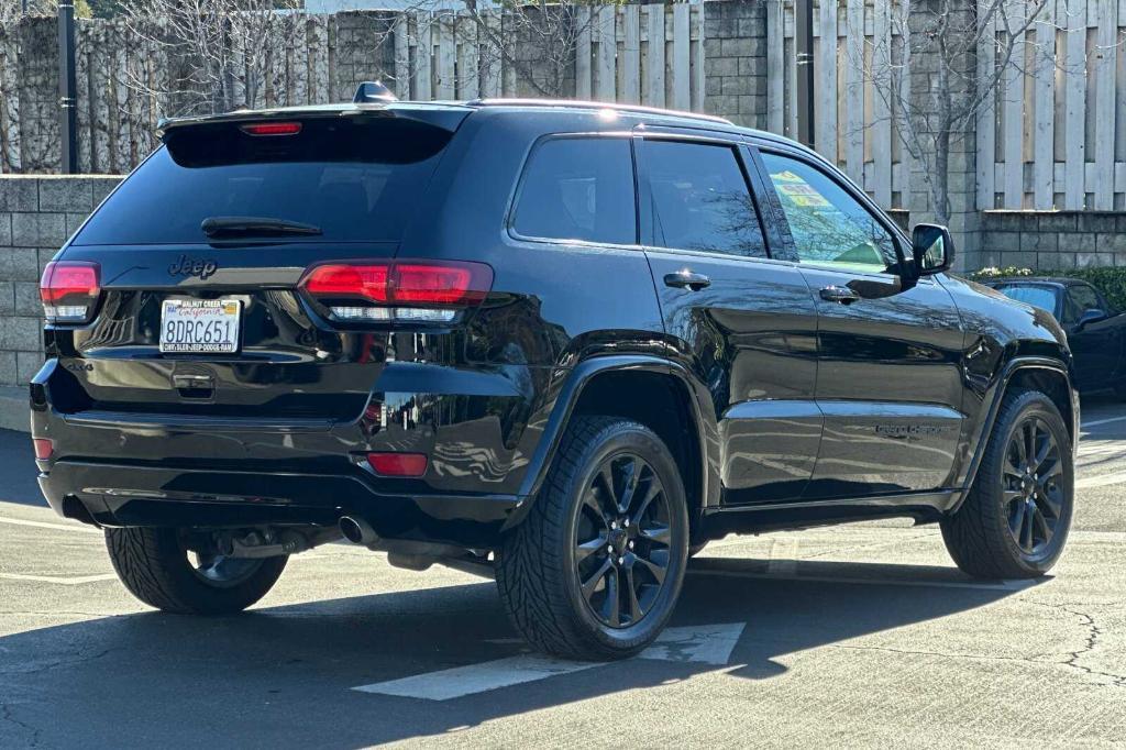 used 2018 Jeep Grand Cherokee car, priced at $20,000