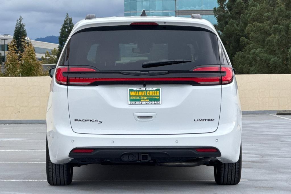 new 2026 Chrysler Pacifica car, priced at $55,010