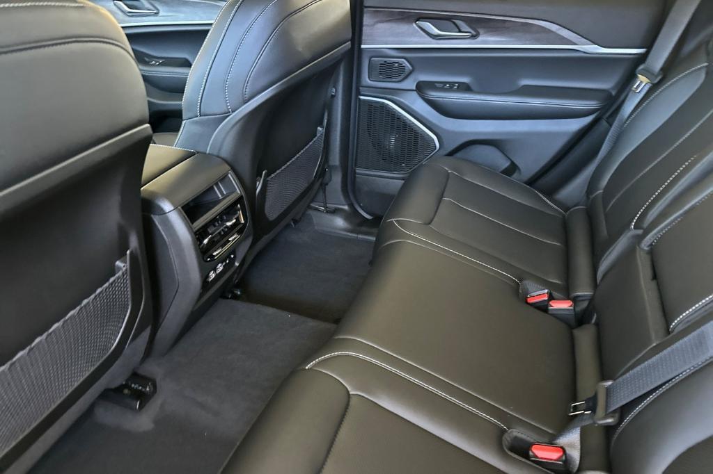 new 2025 Jeep Grand Cherokee 4xe car, priced at $67,000