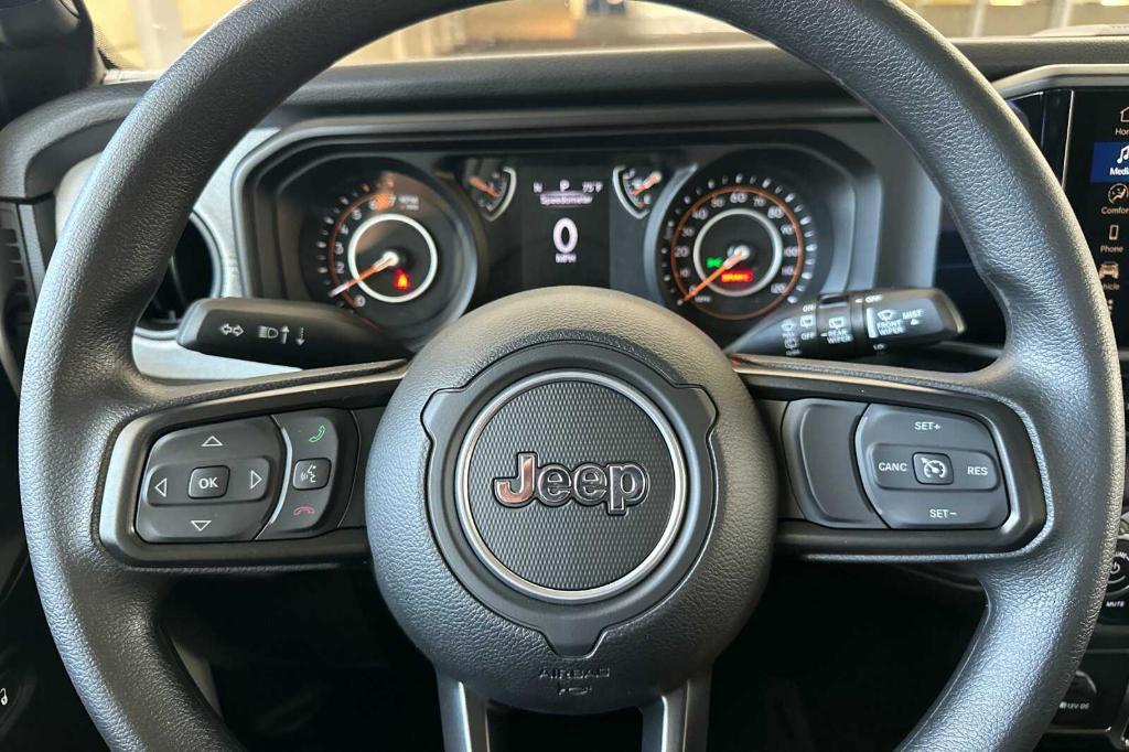 new 2025 Jeep Wrangler car, priced at $43,350