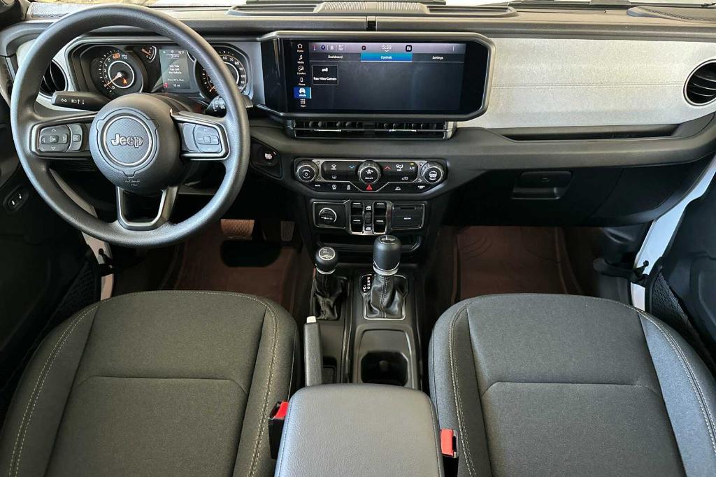new 2025 Jeep Wrangler car, priced at $43,350