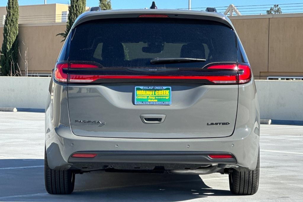 new 2025 Chrysler Pacifica car, priced at $53,040