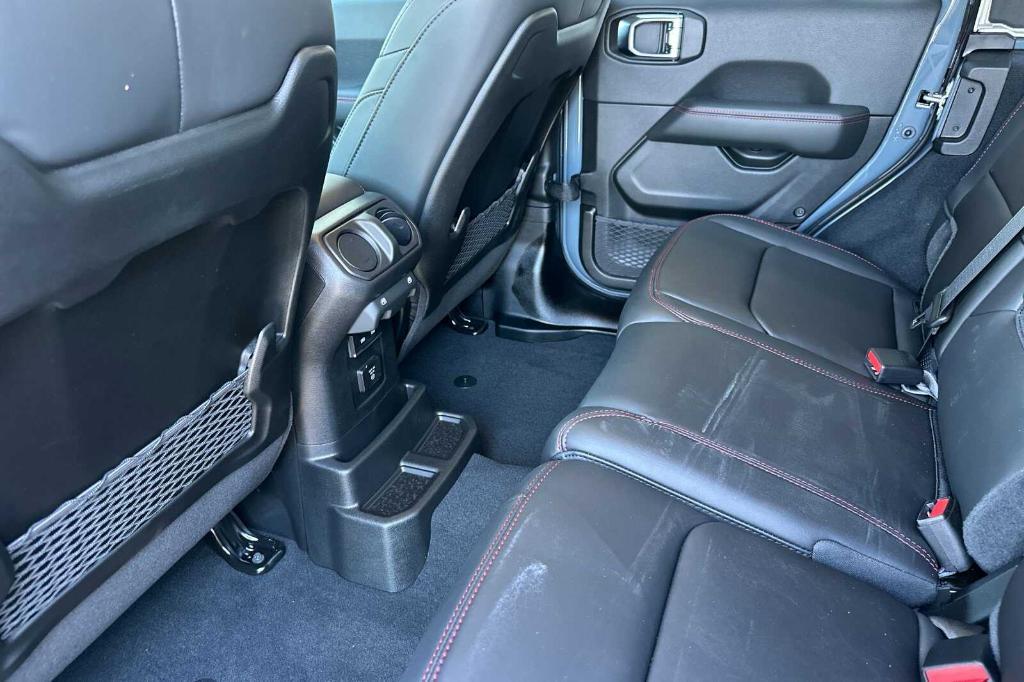 new 2025 Jeep Wrangler car, priced at $68,430