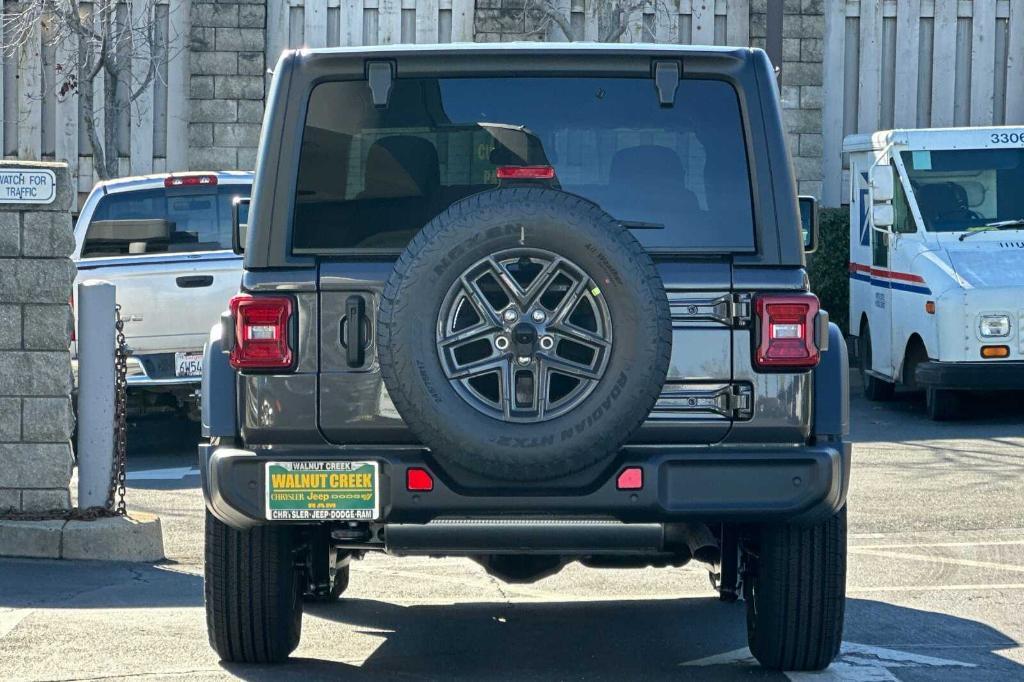 new 2025 Jeep Wrangler car, priced at $46,895