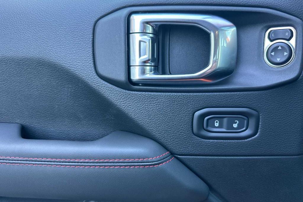 new 2025 Jeep Wrangler car, priced at $72,255